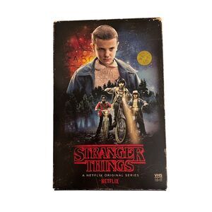 Stranger Things Season 1 VHS Collector's Edition Blu-Ray Netflix